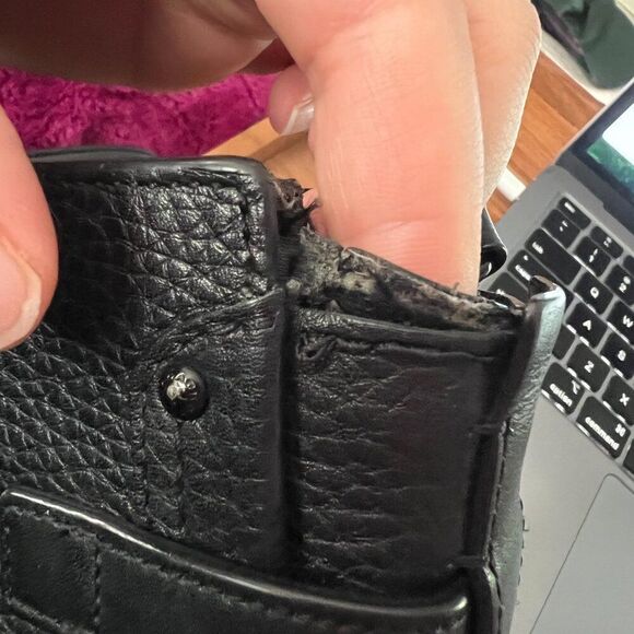 Coach Swagger Wristlet Black Crossbody Small Handbag Black Pepple Leather - Picture 10 of 10